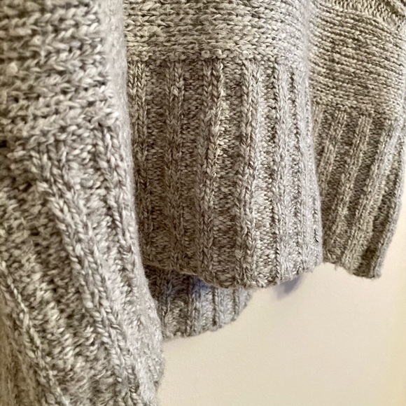 American Rag Sweater - Picture 6 of 9